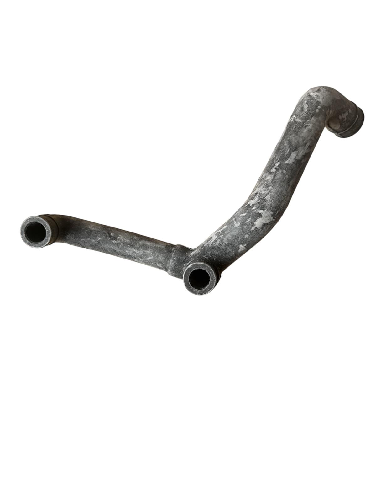 WASSERLEITUNG KUEHLER PUMPE